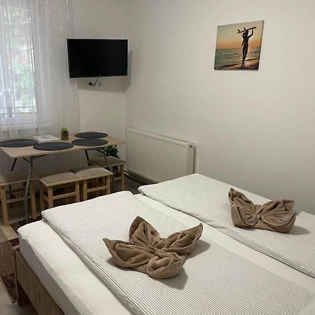 Krisztina Apartman 81 Hajdúszoboszló Εξωτερικό φωτογραφία